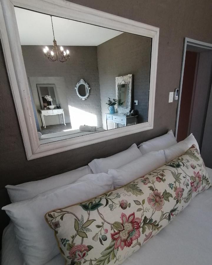 Tsumeb Theater Guesthouse Exterior foto